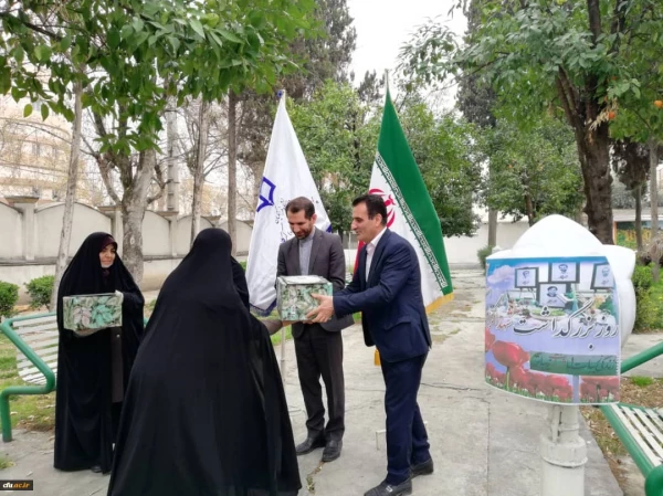 مراسم روز بزرگداشت شهدا در پردیس امام خمینی(ره) گرگان برگزار شد 5