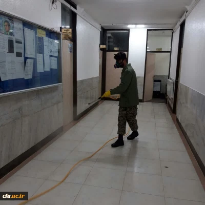 با همکاری سپاه پاسداران انقلاب اسلامی و شهرداری انجام شد:

ضد عفونی و گند زدایی مستمر پردیس ها و مراکز دانشگاه فرهنگیان استان اصفهان