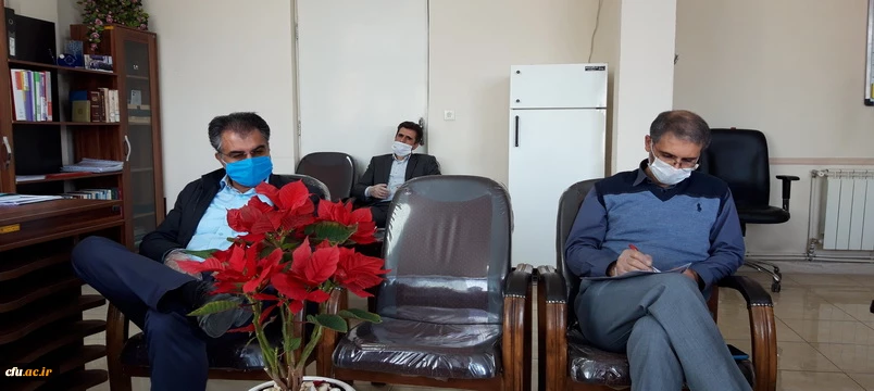 شورای آموزشی پردیس شهیدرجایی قزوین جهت بررسی نحوه ادامه وتقویت محتوای آموزشی درفضای مجازی برای آموزش دانشجویان تشکیل جلسه داد. 2