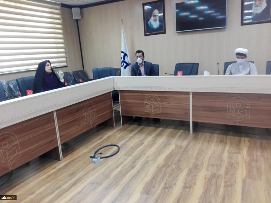 دومین نشست شورای آموزشی پردیس های استان هرمزگان در سال ۹۹ با موضوع بررسی آموزش های مجازی و مهارت آموزان ماده ۲۸ برگزار گردید. 5