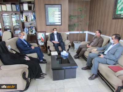 به مناسبت ایام گرامیداشت مقام معلم اتفاق افتاد؛

دیدارسرپرست دانشگاه فرهنگیان استان مرکزی بامدیرکل آموزش و پرورش استان