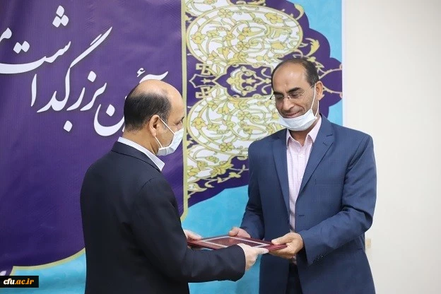 با حضور ویدئو کنفرانسی رئیس جمهور از معلمان برتر گلستان تجلیل شد 3