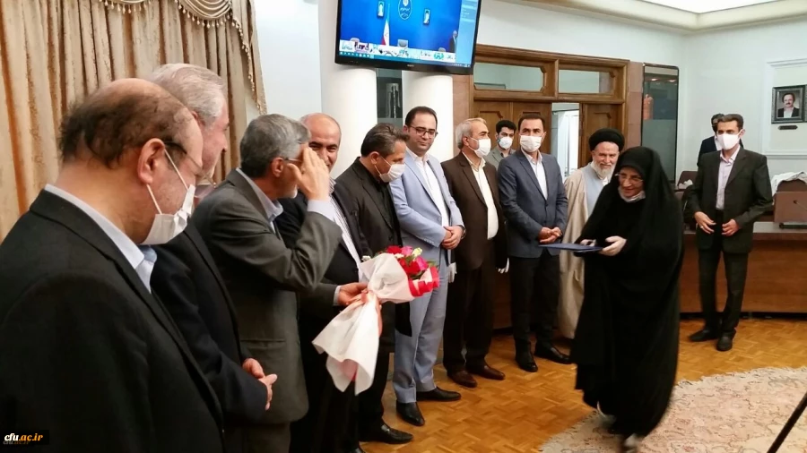 حضور رئیس دانشگاه فرهنگیان استان آذربایجانشرقی در جلسه ویدئو کنفرانس رییس جمهور با استاندار ، مدیرکل و معلمان نمونه کشور 3