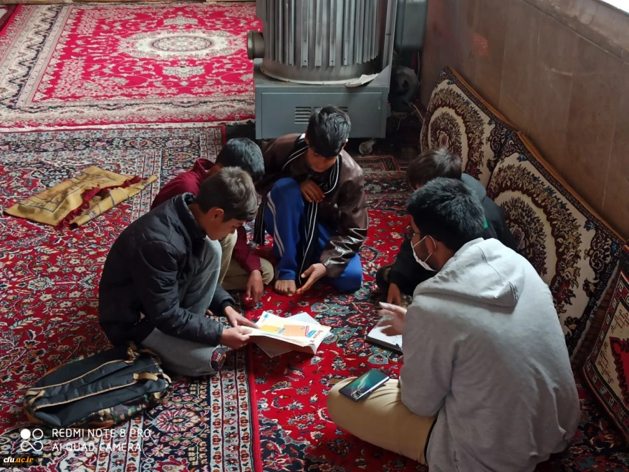 همزمان با دهه سرآمدی آموزش و تجلیل از مقام معلم و استاد انجام شد :
برگزاری اردوی جهادی تدریس دانشجو معلمان در روستاهای محروم شهرستان نیشابور به همت بسیج دانشجویی 2