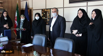 دردهه سرآمدی آموزش وهفته گرامیداشت مقام معلم انجام گرفت:

تجلیل از همکاران پیشکسوت پردیس شهید هاشمی نژاد دانشگاه فرهنگیان خراسان رضوی