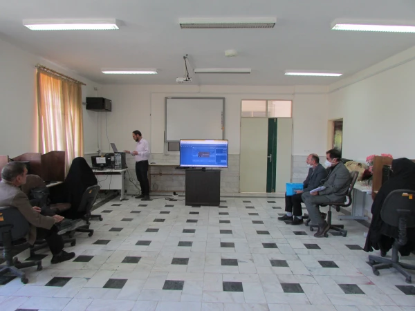 اولین کارگاه آموزش سامانه اسکای روم ویژه اساتید دانشگاه فرهنگیان استان مرکزی برگزار شد
 3