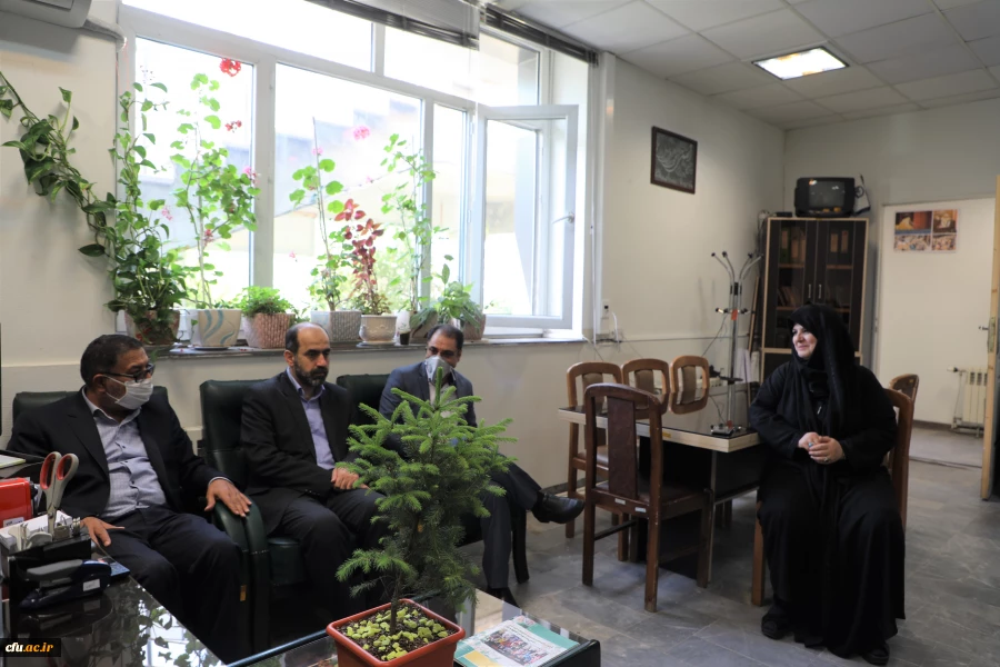 دیدار برخی از اعضاء هیات رئیسه دانشگاه فرهنگیان با کارکنان روابط عمومی 13