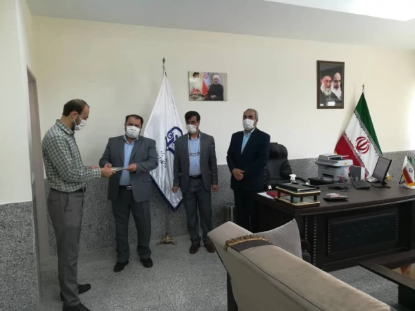 تجلیل از کارشناسان روابط عمومی پردیس های دانشگاه فرهنگیان استان آذربایجانشرقی
 3