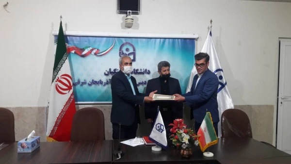 تجلیل از کارشناسان روابط عمومی پردیس های دانشگاه فرهنگیان استان آذربایجانشرقی
 4