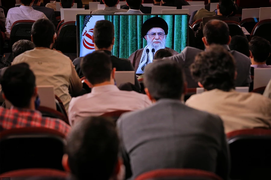 بیانات رهبر معظم انقلاب در ارتباط تصویری با نمایندگان تشکل های دانشجویی 4