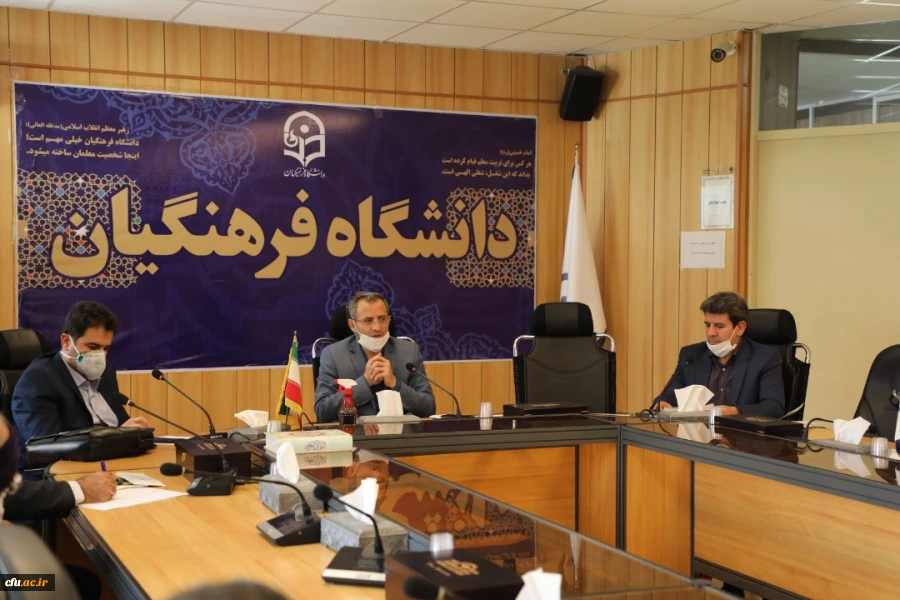 دکتر طاهری نیا در شورای پژوهشی دانشگاه:

فعالیت های پژوهشی دانشگاه در وضعیت کرونایی به خوبی پیگیری و عملیاتی می شود. 2