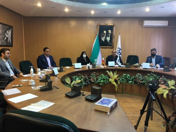 کرسی نقد عدم تطابق سرفصل های حسابان 2 و ریاضی عمومی 1
 6