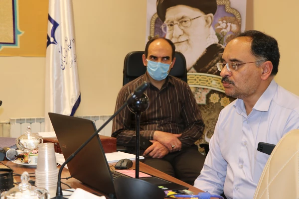 جلسه آموزش مجازی نیروهای خدماتی  پردیس ها و مراکز در خصوص مقابله با کرونا 3