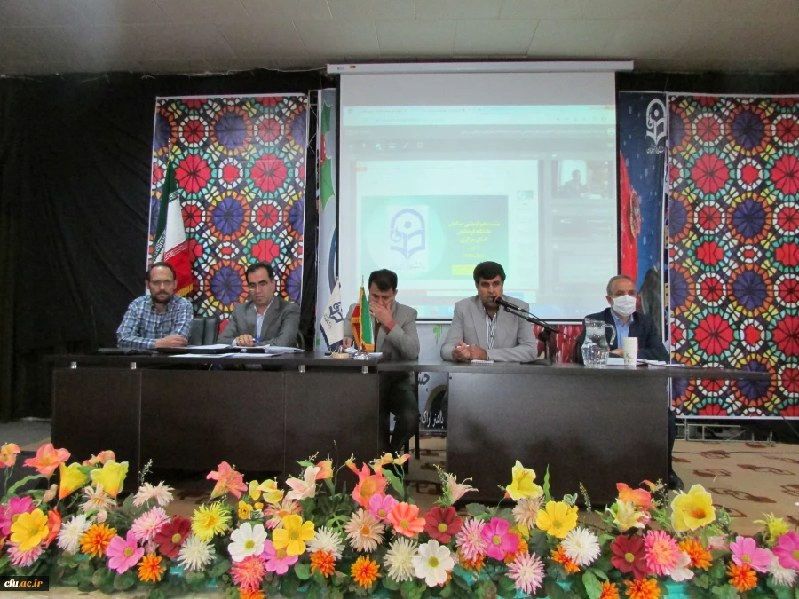 کرونا به ما درس داد که می توانیم رویه های آموزشی را مورد بازنگری قرار بدهیم
 4