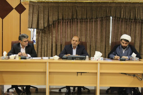 همایش تجلیل از سرپرستان سراهای دانشجویی و کارکنان حوزه دانشجویی دانشگاه فرهنگیان استان لرستان برگزارشد. 3