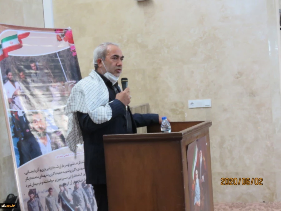 ما به پشتوانه و هدایت های عالمانه مقام معظم رهبری انقلاب اسلامی را جهانی خواهیم کرد
 2