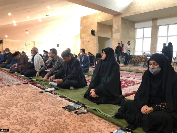 ما به پشتوانه و هدایت های عالمانه مقام معظم رهبری انقلاب اسلامی را جهانی خواهیم کرد
 2