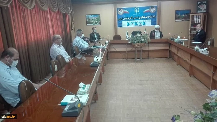 آئین همبستگی حمایت از جنبش نفس و محکومیت سیاست های نژاد پرستانه و ناعادلانه دولت آمریکا توسط اساتید بسیجی دانشگاه فرهنگیان استان آذربایجان غربی با حضور اساتید برگزار شد 2