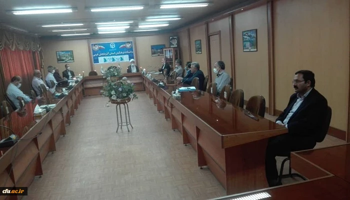 آئین همبستگی حمایت از جنبش نفس و محکومیت سیاست های نژاد پرستانه و ناعادلانه دولت آمریکا توسط اساتید بسیجی دانشگاه فرهنگیان استان آذربایجان غربی با حضور اساتید برگزار شد 3