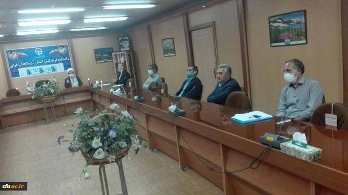 آئین همبستگی حمایت از جنبش نفس و محکومیت سیاست های نژاد پرستانه و ناعادلانه دولت آمریکا توسط اساتید بسیجی دانشگاه فرهنگیان استان آذربایجان غربی با حضور اساتید برگزار شد 4