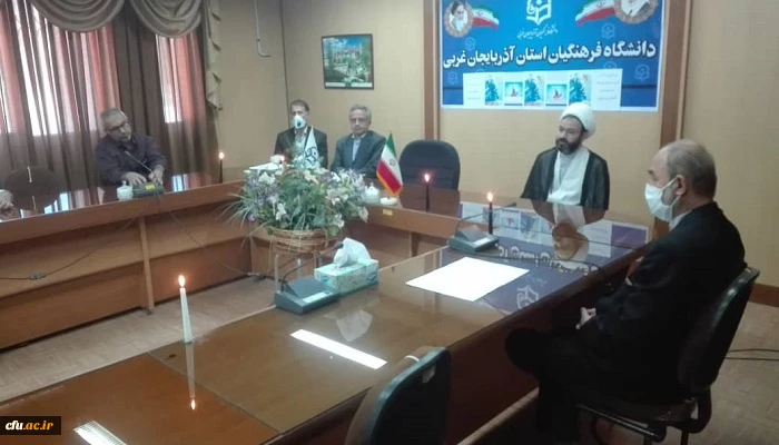 آئین همبستگی حمایت از جنبش نفس و محکومیت سیاست های نژاد پرستانه و ناعادلانه دولت آمریکا توسط اساتید بسیجی دانشگاه فرهنگیان استان آذربایجان غربی با حضور اساتید برگزار شد 6