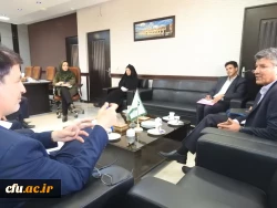 نشست مسئولین دانشگاه فرهنگیان استان اصفهان با مسئولین اداره کل محیط زیست استان  3