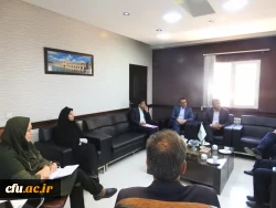 نشست مسئولین دانشگاه فرهنگیان استان اصفهان با مسئولین اداره کل محیط زیست استان  5