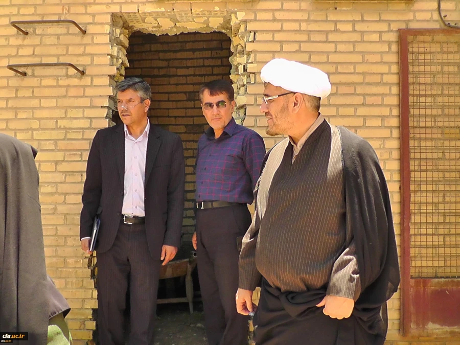 بازدید مدیریت استانی و مسئول نهاد نمایندگی مقام معظم رهبری از پردیس ها و مراکز دانشگاه فرهنگیان استان اصفهان  7