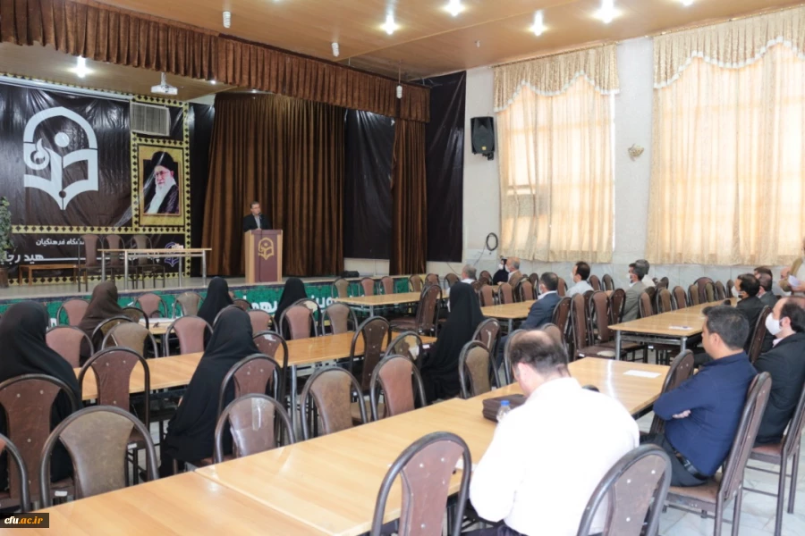 برگزاری نشست هم اندیشی اساتید دروس نظری پردیس های استان سمنان 6