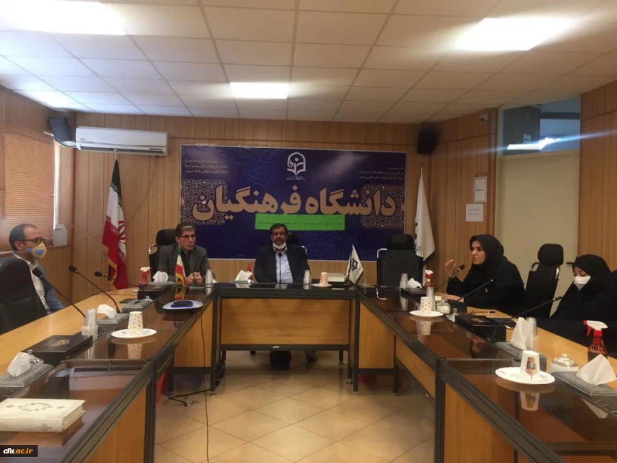 اهمیت نقش سرپرستان سراها به عنوان مسئول سامانه نظارت بهداشتی  و رابط مشاوره 3