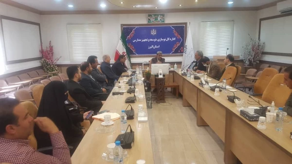 تربیت انسان فرهیخته و توانمند در گرو توسعه، علم، فناوری و نوآوری است
 3