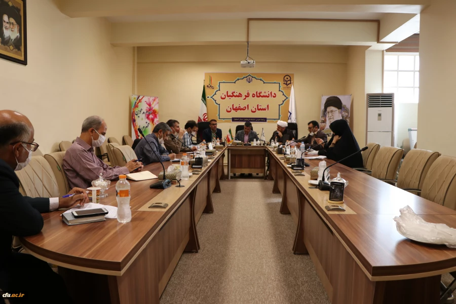 کاربست مفاد تفاهم نامه های همکاری منعقد شده از برنامه های راهبردی سال جاری است   4