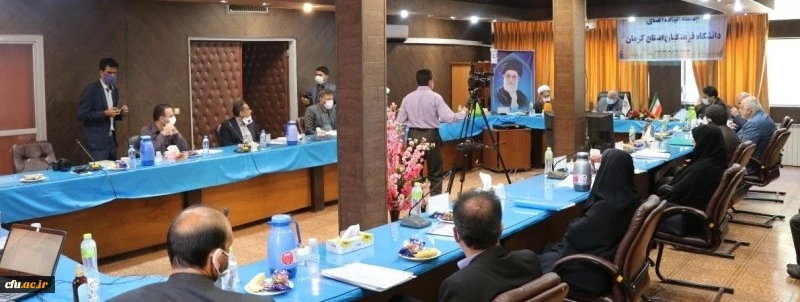 قدردانی ریاست دانشگاه فرهنگیان کشور از استاندار کرمان به دلیل همکاری در اجرای طرح 31-100 دانشگاه  2