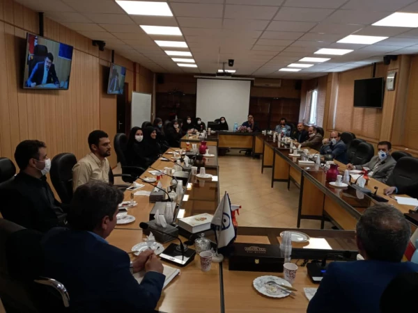 نشست دوره ای همکاران معاونت پژوهش و فناوری دانشگاه 5