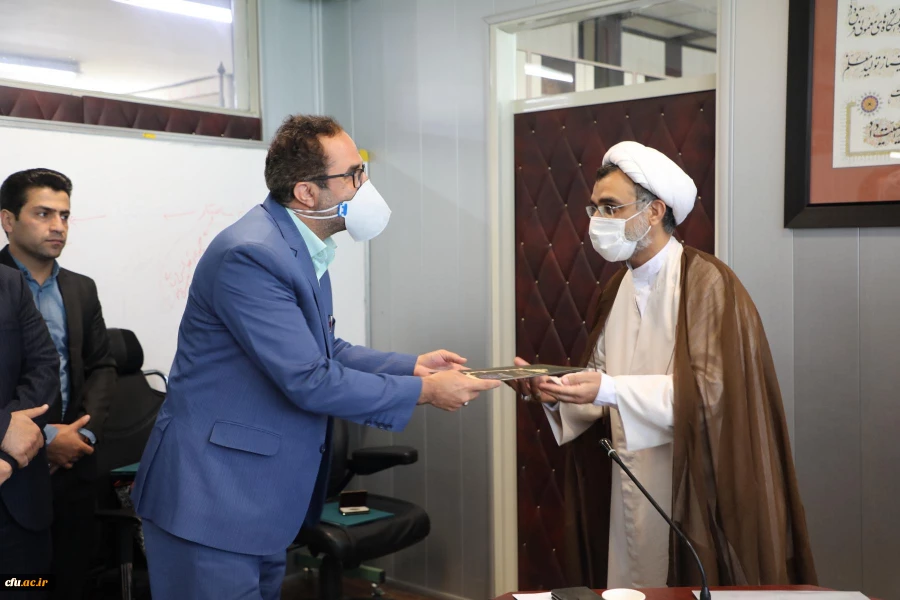 دکتر خنیفر  12