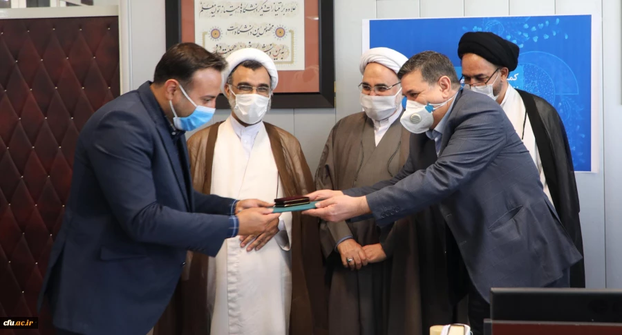 دکتر خنیفر  17