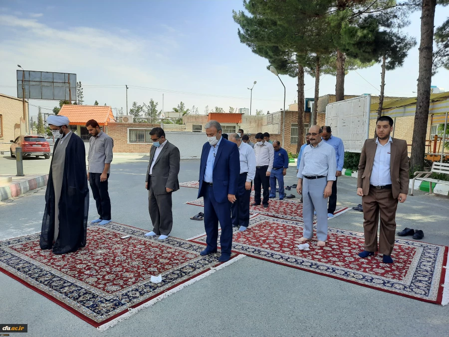 اقامه نماز آیات در دانشگاه فرهنگیان استان خراسان جنوبی 2