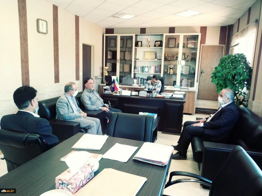 دیدار هیات مدیره بنیاد خیرین حامی دانشگاه فرهنگیان استان مرکزی با مدیرکل نوسازی، توسعه و تجهیز مدارس استان
 3