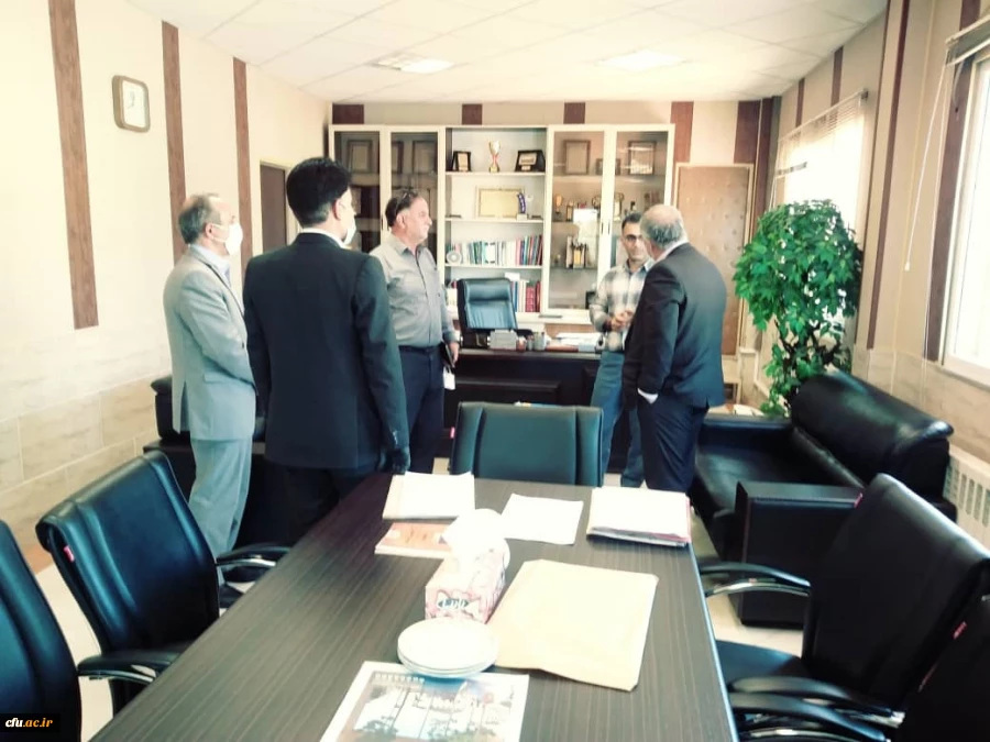 دیدار هیات مدیره بنیاد خیرین حامی دانشگاه فرهنگیان استان مرکزی با مدیرکل نوسازی، توسعه و تجهیز مدارس استان
 4