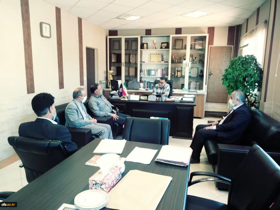 دیدار هیات مدیره بنیاد خیرین حامی دانشگاه فرهنگیان استان مرکزی با مدیرکل نوسازی، توسعه و تجهیز مدارس استان
 5