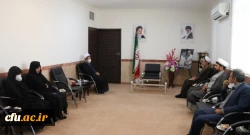 حجت الاسلام و المسلمین علیدادی سلیمانی نماینده ولی فقیه در استان و امام جمعه کرمان:
مکتب شهید سلیمانی، جریان بزرگ فرهنگی است که برگرفته از دل جبهه و جنگ و دانشگاه انسان سازی دفاع مقدس می باشد. 2