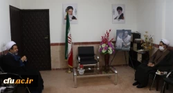 حجت الاسلام و المسلمین علیدادی سلیمانی نماینده ولی فقیه در استان و امام جمعه کرمان:
مکتب شهید سلیمانی، جریان بزرگ فرهنگی است که برگرفته از دل جبهه و جنگ و دانشگاه انسان سازی دفاع مقدس می باشد. 3