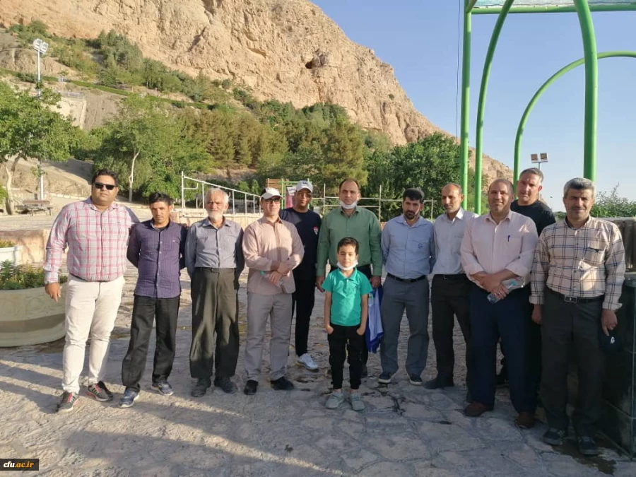 کوهگشت خانوادگی کارکنان و اساتید دانشگاه فرهنگیان استان اصفهان 3