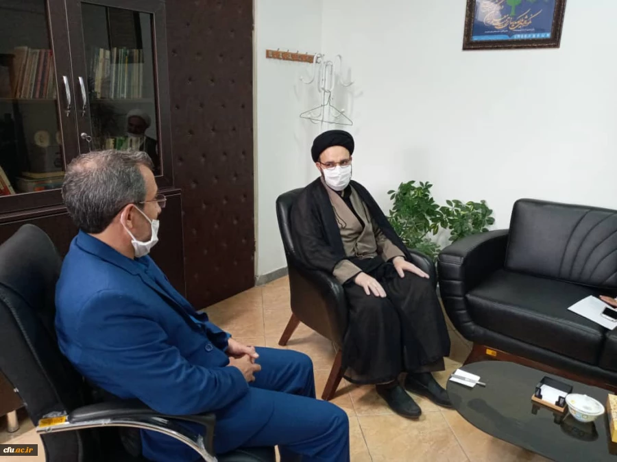 شیوه های همکاری معاونت پژوهش و فناوری و گروه معارف دانشگاه بررسی شد 4