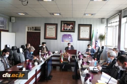 باید در طرح ها و برنامه های فرهنگی شتاب ایجاد کنیم
 2