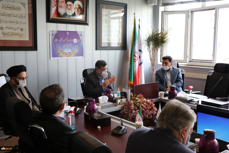 باید در طرح ها و برنامه های فرهنگی شتاب ایجاد کنیم
 2