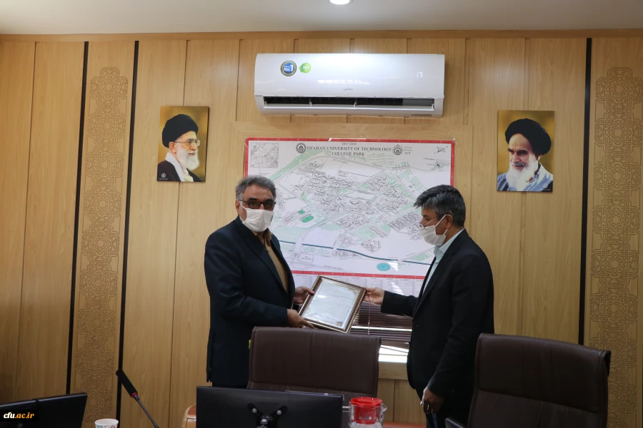 نشست مسئولین دانشگاه فرهنگیان استان اصفهان با ریاست دانشگاه صنعتی اصفهان 5