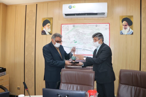 نشست مسئولین دانشگاه فرهنگیان استان اصفهان با ریاست دانشگاه صنعتی اصفهان 6