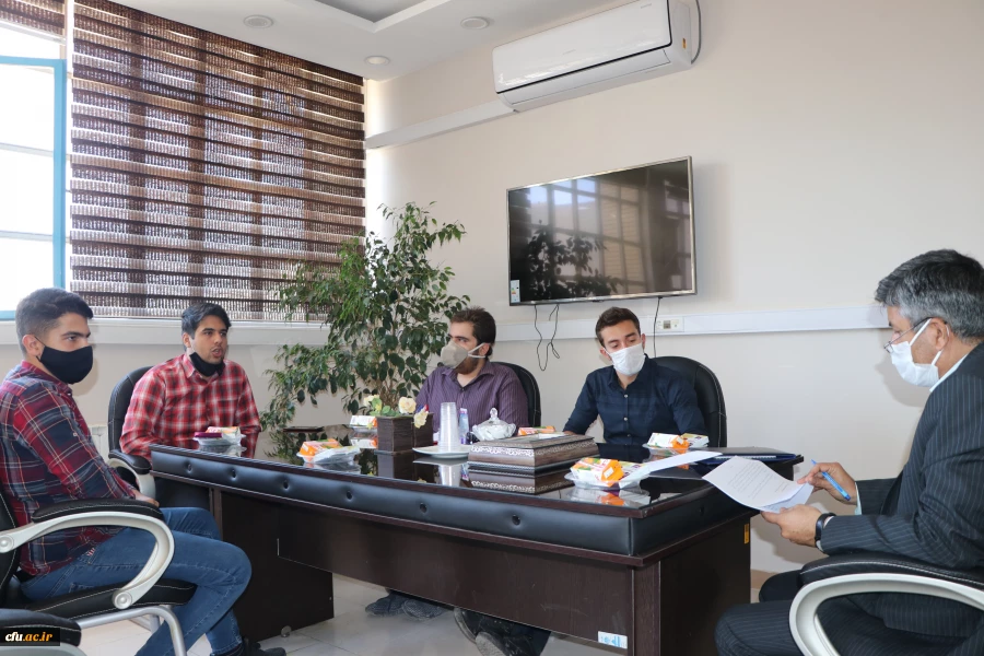 نشست رئیس دانشگاه فرهنگیان استان اصفهان با دانشجویان فعال فرهنگی و صنفی 2