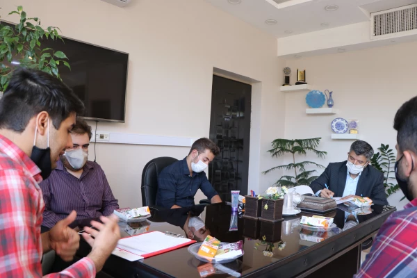 نشست رئیس دانشگاه فرهنگیان استان اصفهان با دانشجویان فعال فرهنگی و صنفی 3